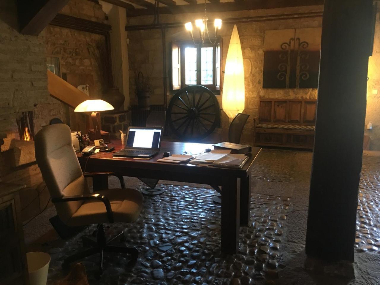 Real Posada De La Mesta Molinos de Duero Eksteriør billede
